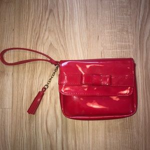 ~Elizabeth Arden red clutch~
